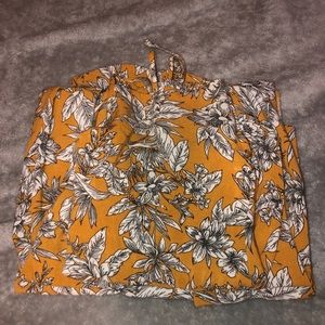 🦋 Forever 21 Floral Leaves Maxi Dress